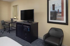 Hampton Inn Lewiston-Auburn - Room