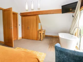 Bluebell Cottage - Rum