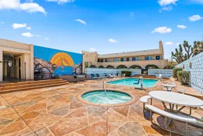 Americas Best Value Inn and Suites -Yucca Valley - Piscine
