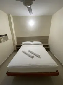Hotel Granate - Habitación
