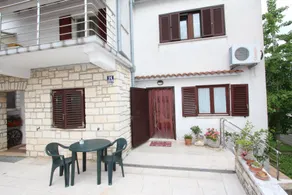 Apartment Iva - Interior entrance