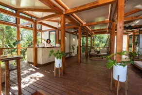 Ponta Membene - Reception