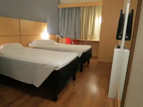 ibis Joinville - Room