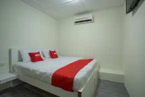 OYO 822 Zande Motel Kuala Selangor - Habitación
