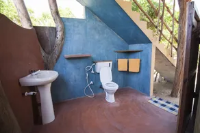 Hilltop Cabanas - Bathroom