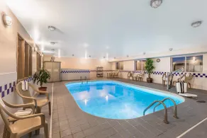 Baymont by Wyndham Fort Dodge - Piscine