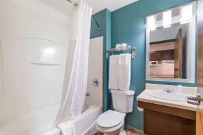 WoodSpring Suites | North Charleston Airport I-526 - Badeværelse