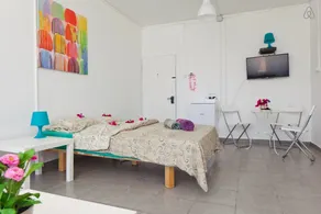 Ha-Carmel Market Apartment - Camera
