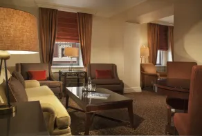 Omni William Penn Hotel - Chambre