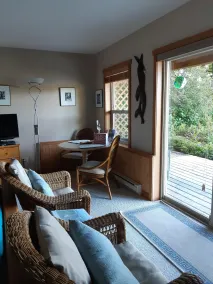 Reef Point Oceanfront Bed and Breakfast - Habitación