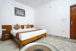 FabHotel Premium Rooms - Habitación