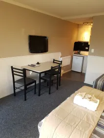 Te Anau Top 10 Holiday Park and Motels - Habitación