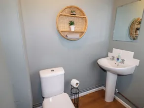 Rock House - Bathroom