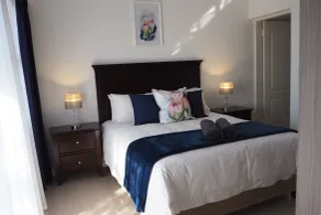 African Eagle Apartments - Room
