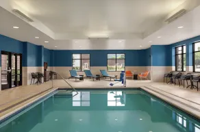 Hampton Inn & Suites Pittsburgh/Harmarville - Piscine