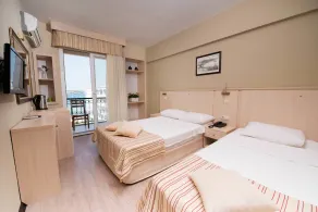 İleri Hotel & Apartments - Habitación