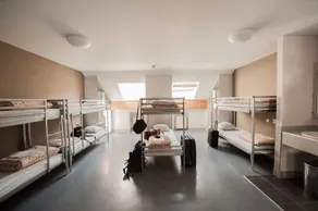 HI Brussels Jacques Brel Hostel - Room