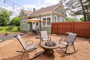 Gas Grill & Private Yard: Home in Bellville - Intérieur