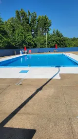 AmeriVu Inn & Suites - Gilbertsville - Piscina