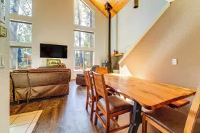 Neighborhood Beach Access! Soda Springs Getaway - Interiør