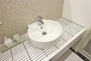 SEKAI HOTEL Mangetsu - Bathroom