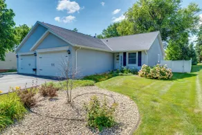 1 Mi to Beach: Dog-friendly Condo in Lake Mills! - Interiør