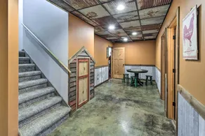 Lakefront Wisconsin Dells Home w/ Game Room - Interiør