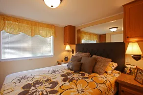 Lake Magic RV Resort - Room