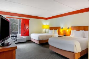 La Quinta by Wyndham Raleigh Crabtree - Room