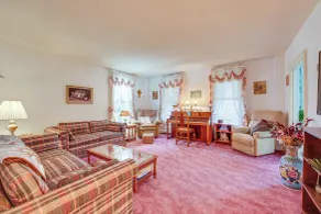 Pet-friendly Franklinville Farmhouse w/ Sunroom! - Innvendig