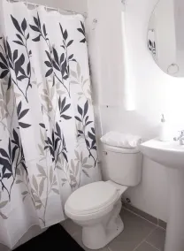 InTown Apart Santa Cruz - Bathroom
