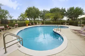 Ramada by Wyndham Suites Orlando Airport- Free Airport Shuttle - Piscine