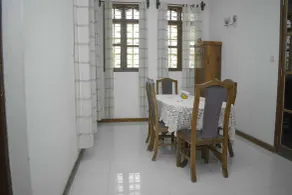 SULKHAN SERVICED APARTMENT - Restaurant