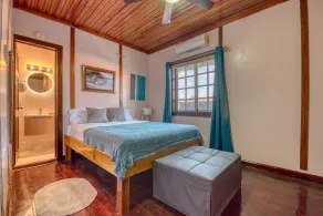Lula's Bed & Breakfast - Room