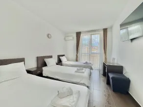 Hotel Lobo Budva - Zimmer