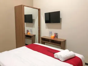 RedDoorz Syariah @ Jl. Cengger Ayam Dalam - Habitación