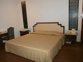 Bahrain Carlton Hotel - Room