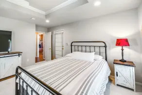 ~ 3 Mi to Dtwn: Aubrey Vacation Rental w/ Patio! - Interiør