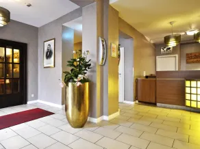 Comfort Hotel Tom Kyle - Réception