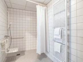 B&B HOTEL Saarbrücken-Ost - Bathroom