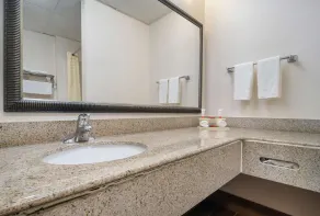 SureStay Plus by Best Western Tarboro-Kingsboro - Bad