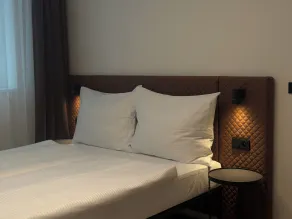 Factory Suites - Camera