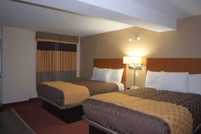 Knights Inn Arnprior - Room