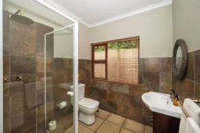 Bushbaby Valley Lodge - Chambre