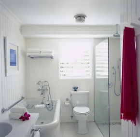 Round Hill Hotel & Villas - Bathroom