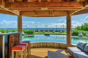 Koi Resort Saint Kitts, Curio Collection by Hilton - Piscina