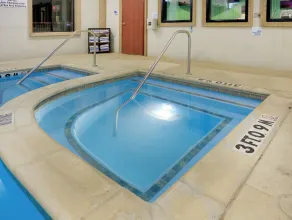Holiday Inn Express & Suites Burleson/Ft. Worth by IHG - Pool