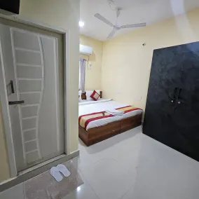 GT Empire Hotel Near Chennai Trade Centre - Chambre