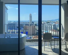 Sky Wave Patong - Vista do quarto