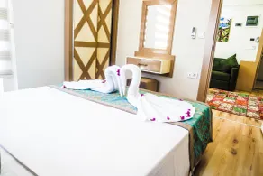 Ale Apartments Hotel - Room